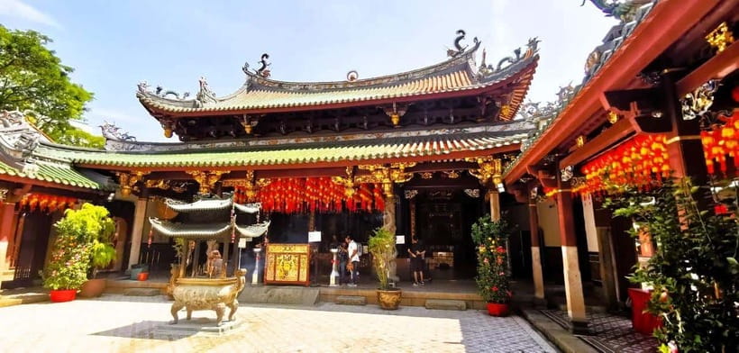 Singapore: Chinatown Historic Walking Tour with Lunch - Key points to know before booking
