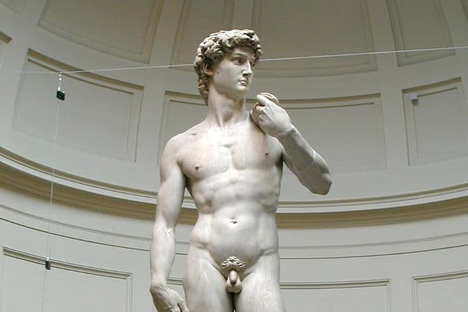 Skip-the-Line Florence Highlights and David Walking Tour - Piazza della Repubblica and the city’s center