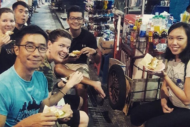 Small-Group Walking and Food Tour by Night in Yogyakarta - Starting at Tugu Jogja at 6:30 pm