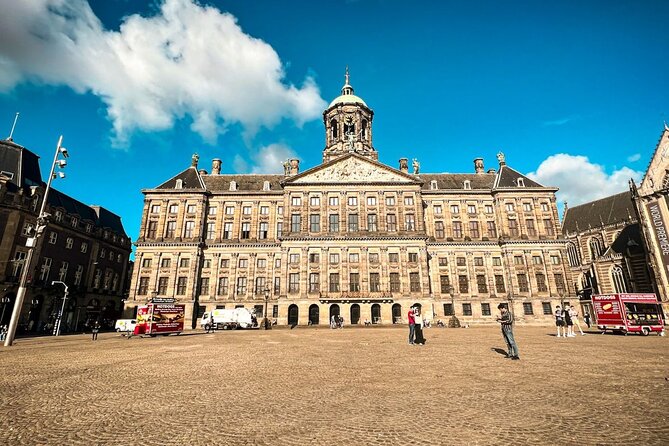 Small Group Walking Tour - Hello Amsterdam - Haarlemmersluis puts Amsterdam on two wheels