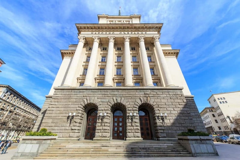 Sofia: Communist Walking Tour - St. Nicholas and the place of religion