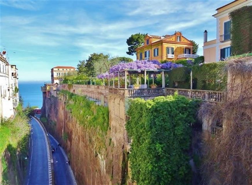 Sorrento: Guided Walking Tour & Limoncello Tasting - Key points to know before you book