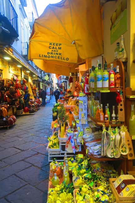 Sorrento: Sunset City Walking Tour with Limoncello Tasting - Meeting Mario at Piccadilly Pub