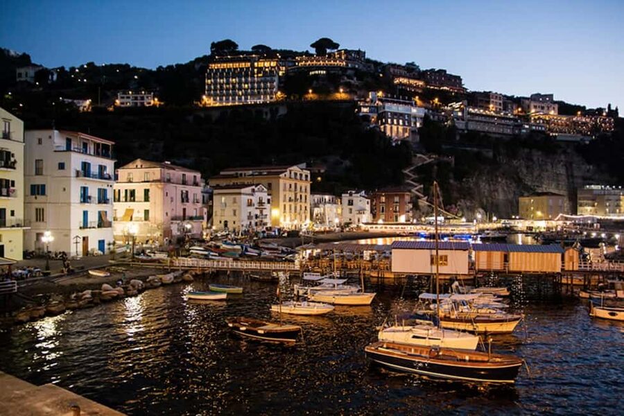 Sorrento: Sunset City Walking Tour with Limoncello Tasting - Vallone dei Mulini and Sorrento’s unusual setting
