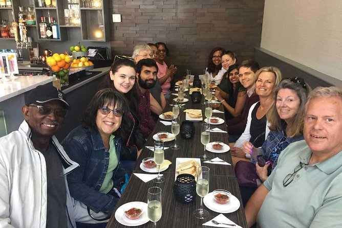 Southern Flavors Food, Pub Crawl, and History Walking Tour - What the $60 price gets you