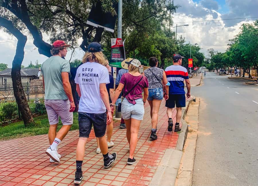 Soweto: Walking Tour with a Local Guide and Lunch - The guides make the difference