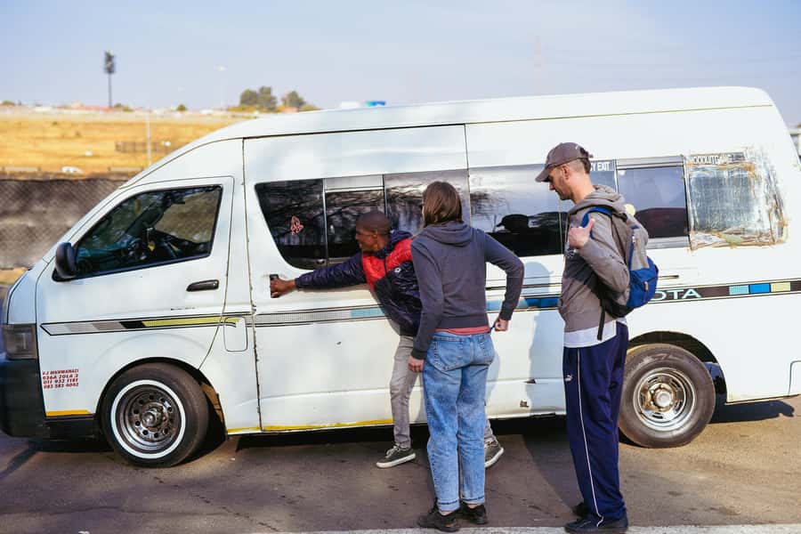 Soweto: Walking Tour with a Local Guide and Lunch - Who should book this Soweto experience?