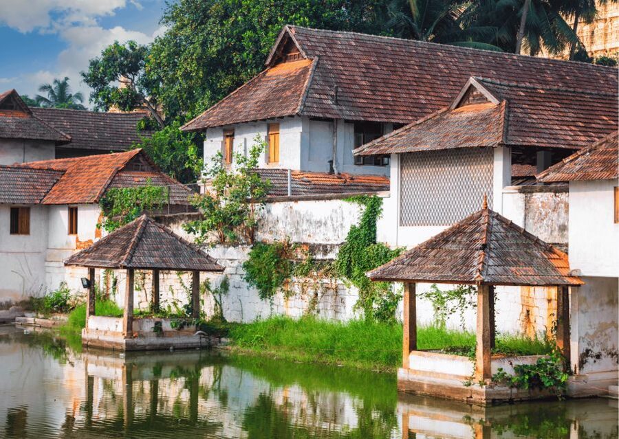 Spiritual Walk Tour Trivandrum (Guided Walking Experience) - Kuthira Maliga Palace and the old royal connection