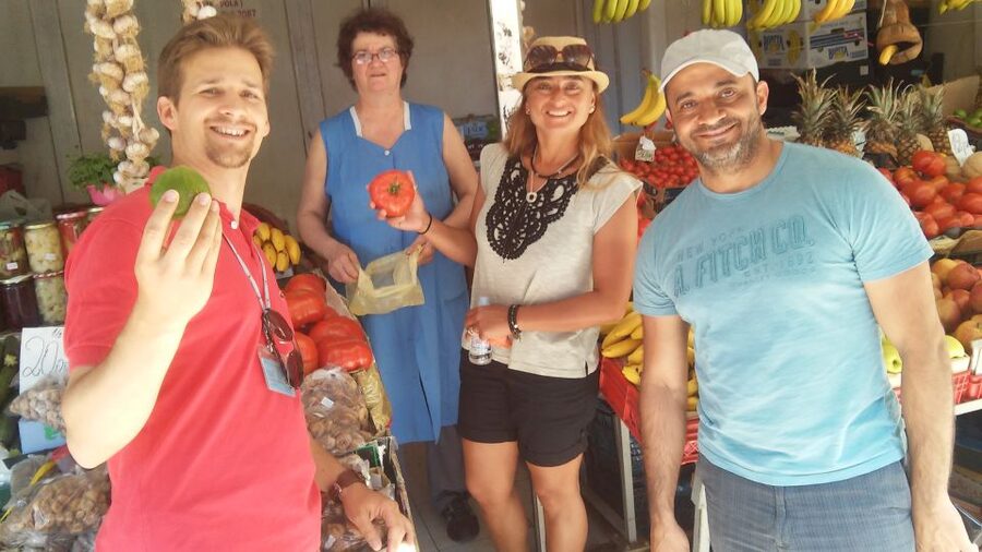 Split: Food Tasting Walking Tour - Medieval lanes, prosciutto, and traditional recipes