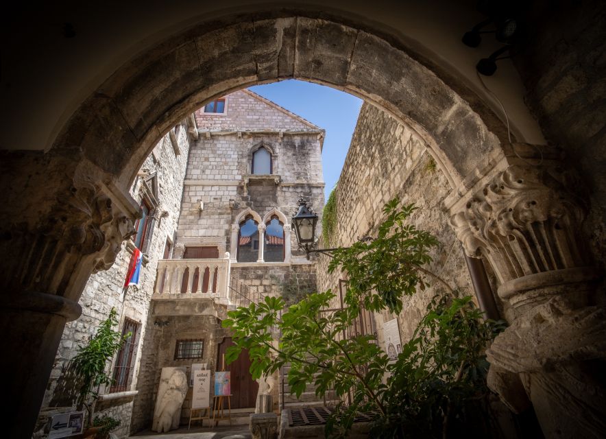 Split: Local History and Culture 90-Minute Walking Tour - History told with humor and local context