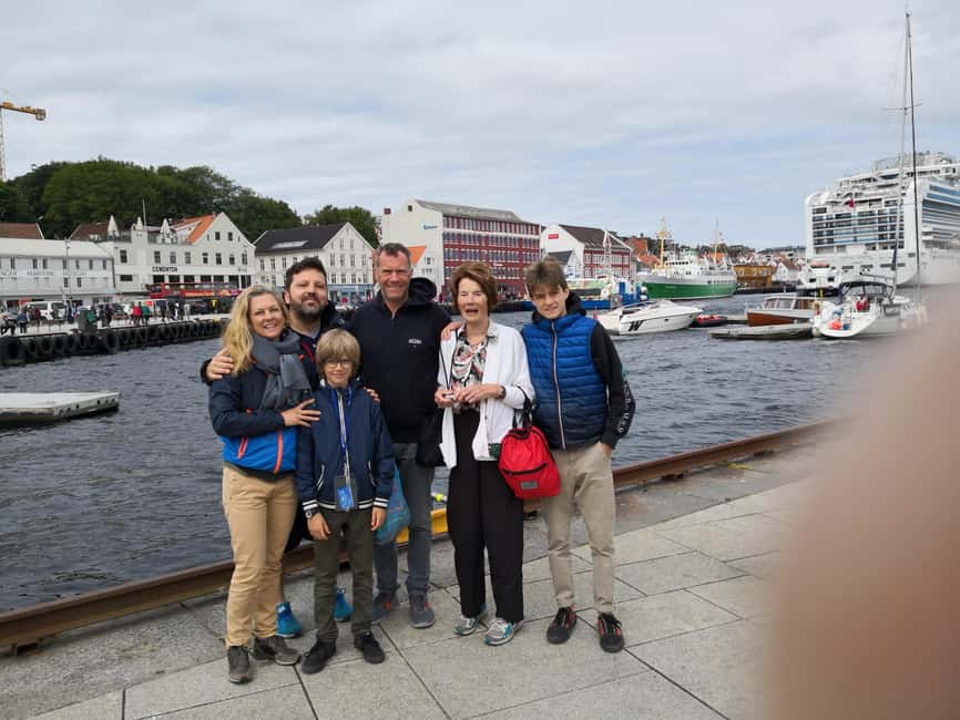 Stavanger: Private Walking Tour with a Local - A local introduction instead of a fixed sightseeing script