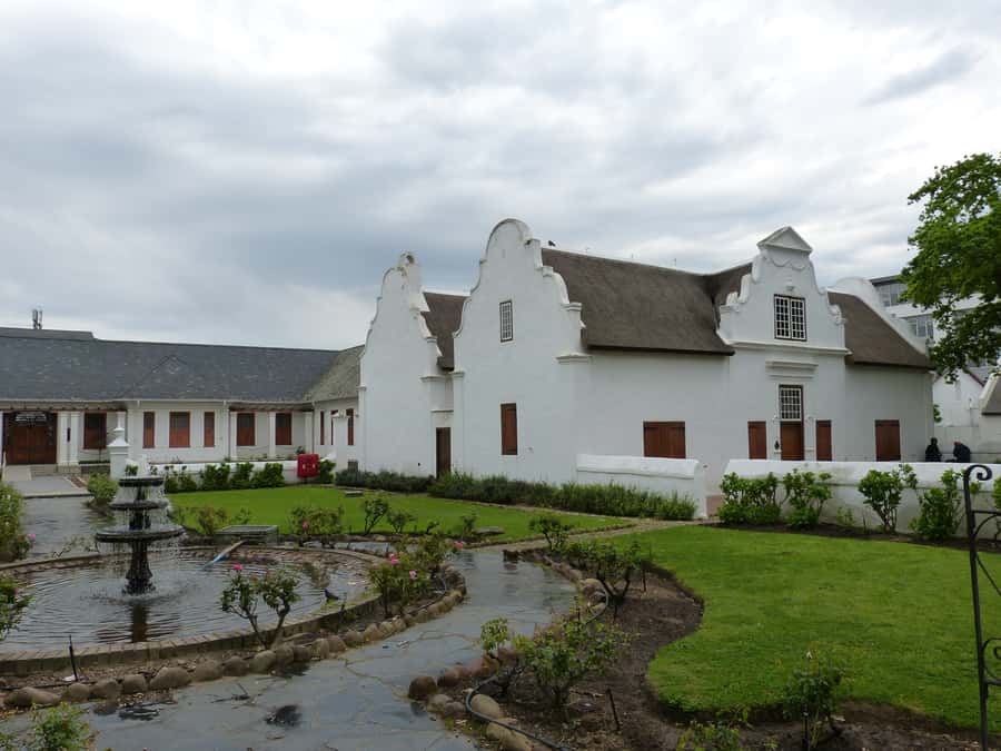 Stellenbosch: Guided Historical Walking Tour - Start at 47 Church Street in central Stellenbosch