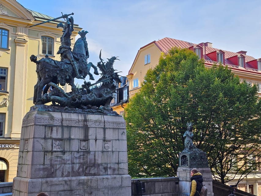 Stockholm: Old Town Walking Tour, stories and secrets - Riddarholmen Church and the waterfront views