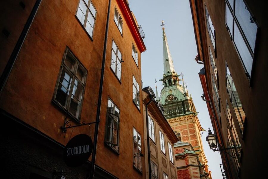 Stockholm: Walking tour of Gamla Stan, the Old Town - Why a walking tour is the right way to meet Gamla Stan
