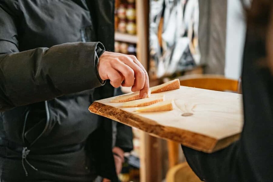 Strasbourg: Traditional Food Walking Tour with Tastings - The guides make the difference