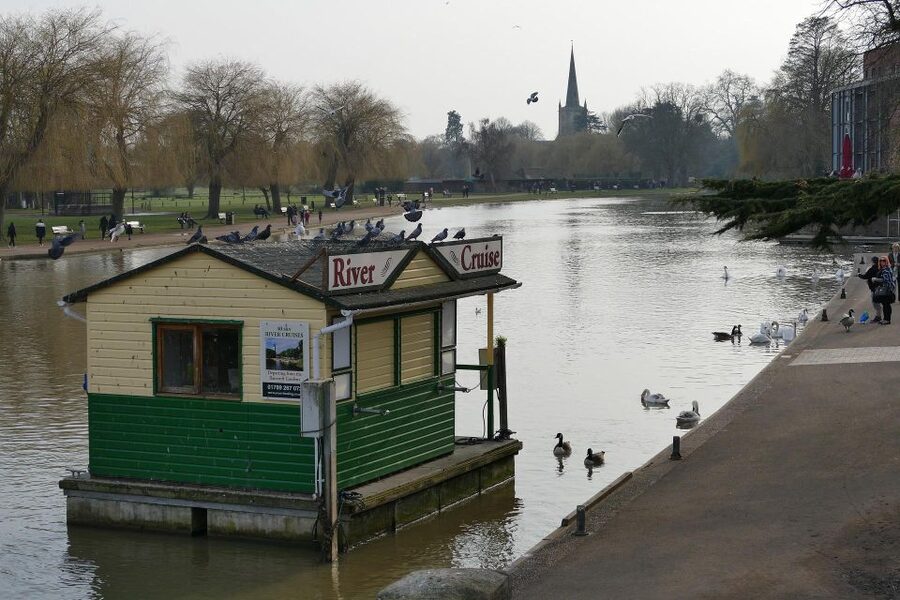 Stratford-Upon-Avon: The Famous Walk Talk Show - The Guild Chapel, dating from 1269