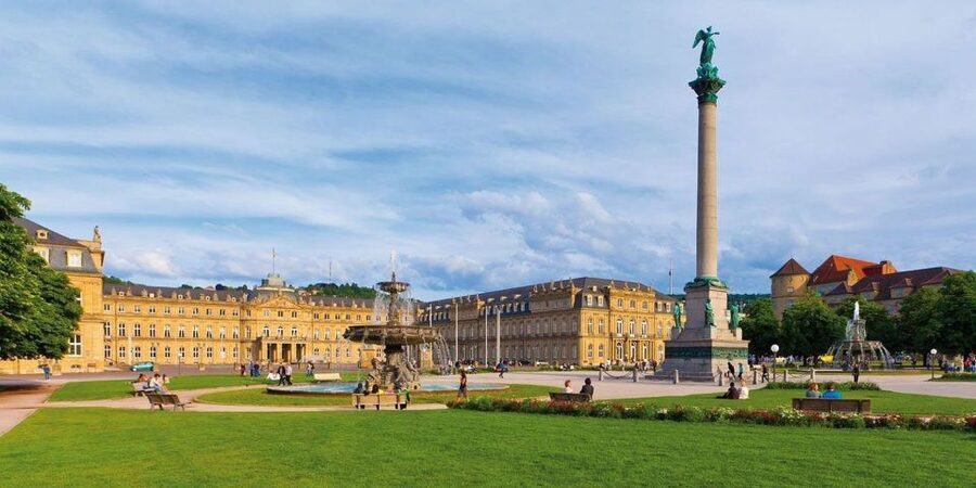 Stuttgart: City Highlights - Guided Walking Tour - A guide-led hour with history and lighter facts
