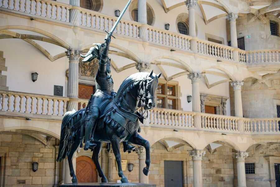 Stuttgart: Old Town Highlights Guided Walking Tour - The culture mile and the Württemberg State Museum