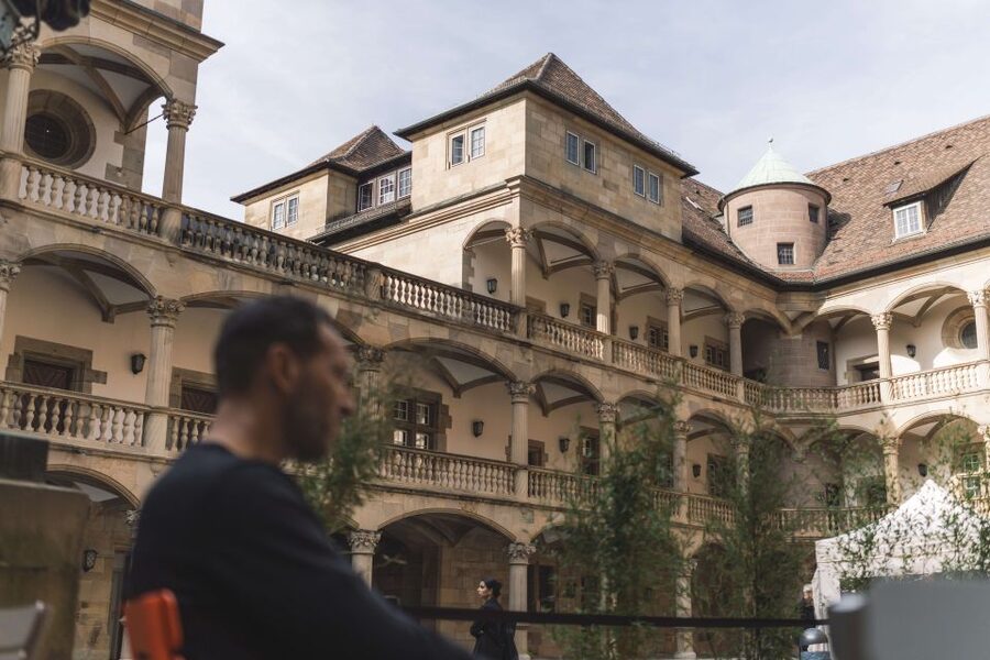 Stuttgart: Private Guided Circular City Walk - What the private format is worth