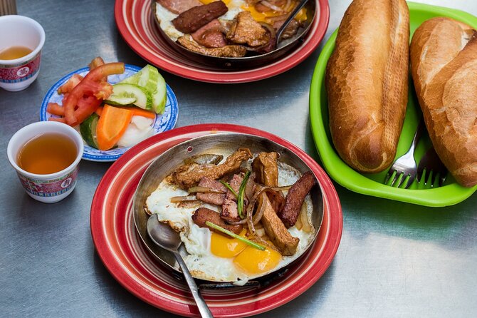 Super Niche Walking Street Food Tour in Ho Chi Minh City - Local banh mi near Cho Lon in District 5