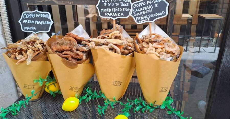 Syracuse: Street Food Walking Tour in Ortigia with Tastings - The summer fish cone and the seasonal menu