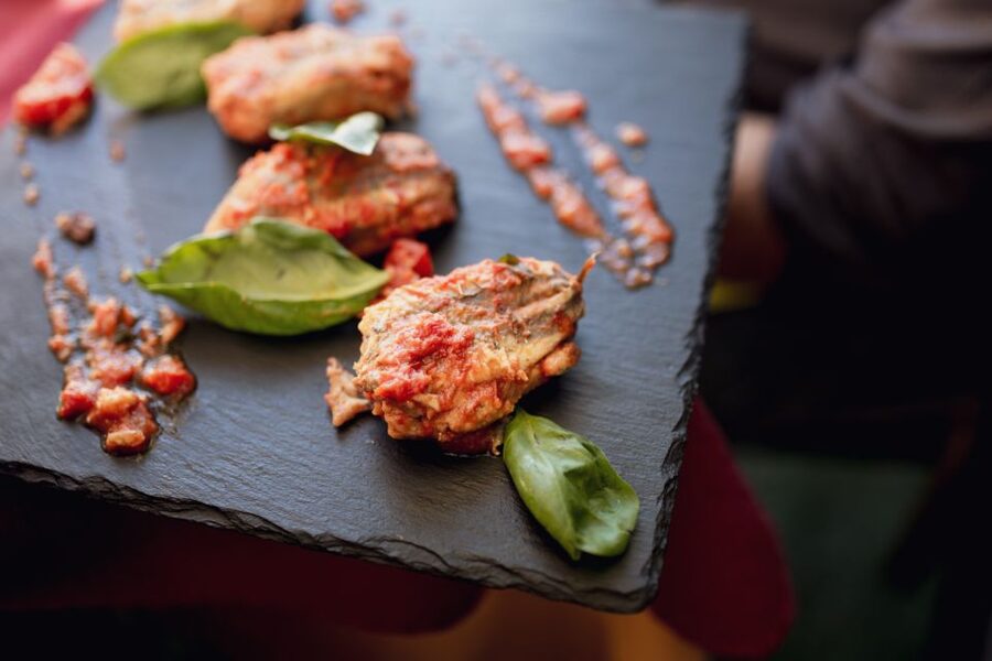 Taormina: Shared or Private Food & Wine Walking Tour - Timing, group style, and practical details