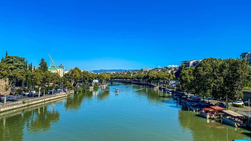Tbilisi: City Highlights Guided Walking Tour - The Clock Tower and a bakery break