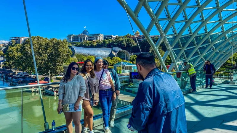 Tbilisi: City Highlights Guided Walking Tour - Meeting at Avlabari and beginning at Metekhi