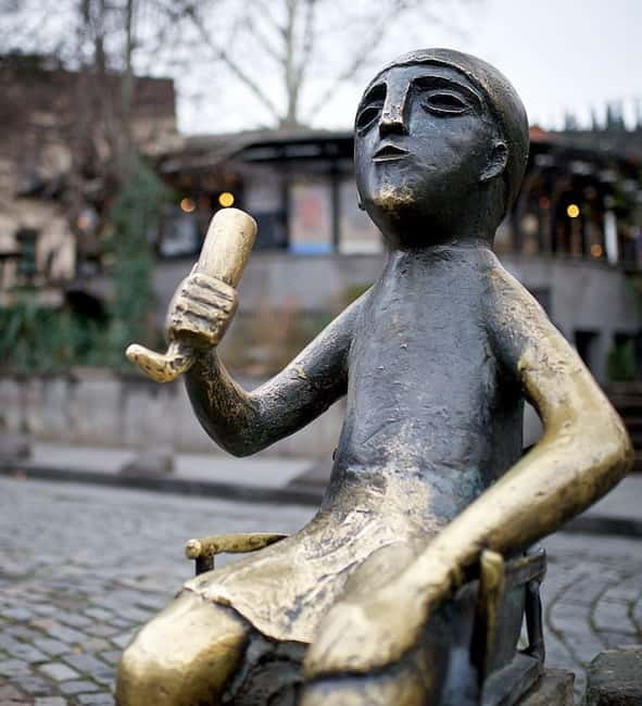 Tbilisi: Guided Walking Tour of Historic City - Metekhi Church and King Vakhtang Gorgasali
