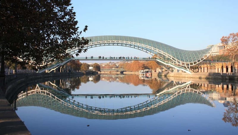 Tbilisi: Old Town Walking Tour - Must-See Attractions - Anchiskhati Basilica and medieval Tbilisi