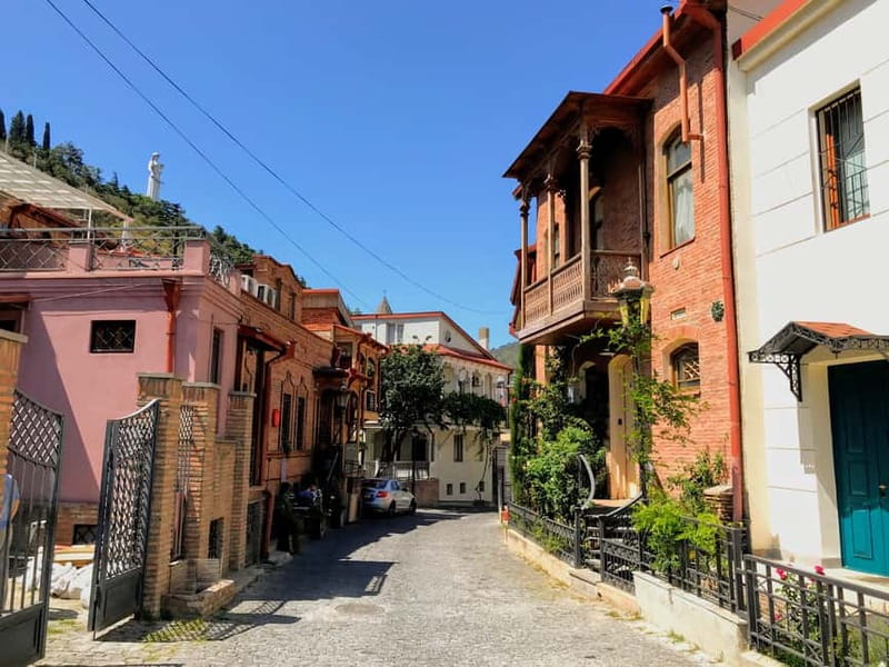 Tbilisi: Old Town Walking Tour - Must-See Attractions - A synagogue, Armenian church, and mosque