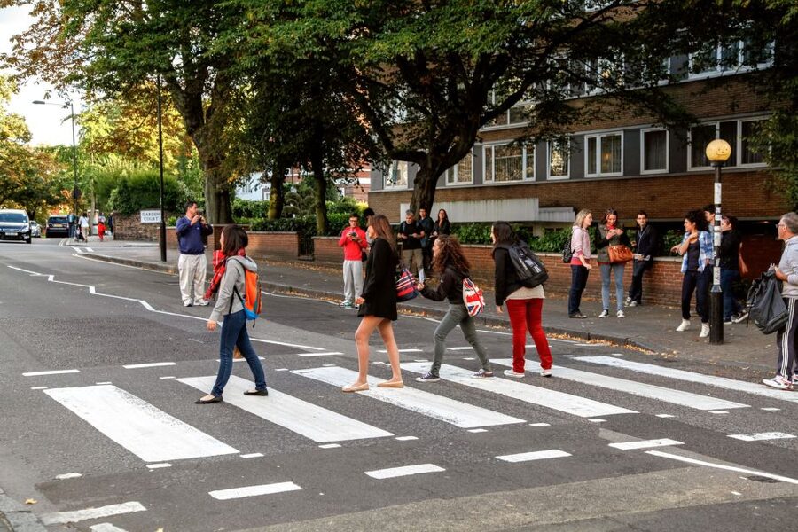 The Beatles London Walking Tour - Savile Row and Paul McCartney’s London connections