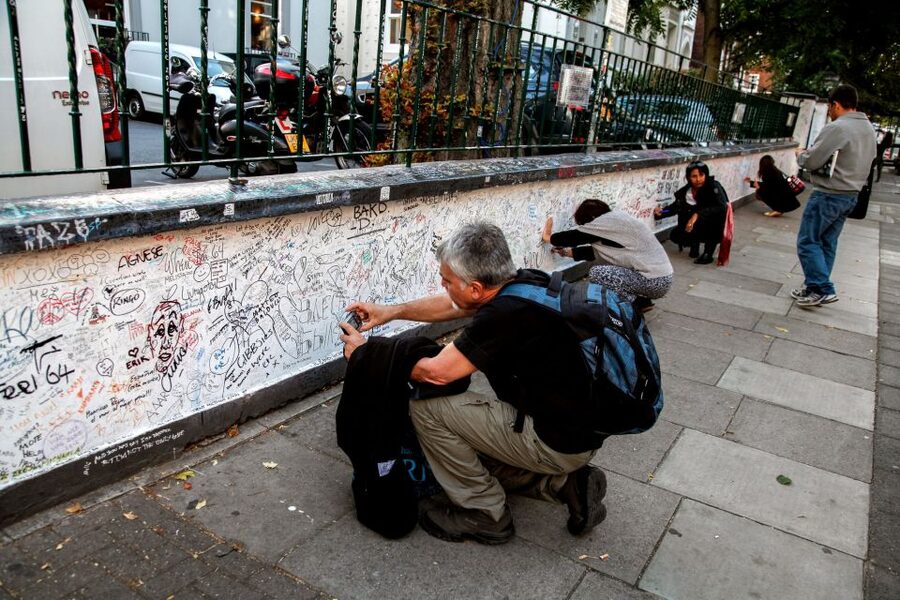 The Beatles London Walking Tour - The 25-minute Tube ride to Abbey Road