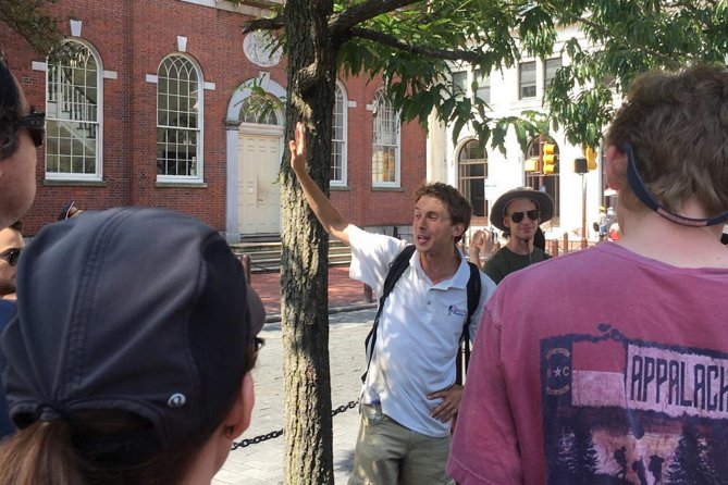 The Constitutional Walking Tour of Philadelphia - Franklin Court and the city’s colonial character