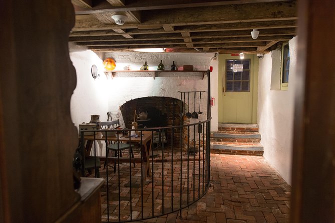 The Constitutional Walking Tour of Philadelphia - Guides, storytelling, and the pace of the walk