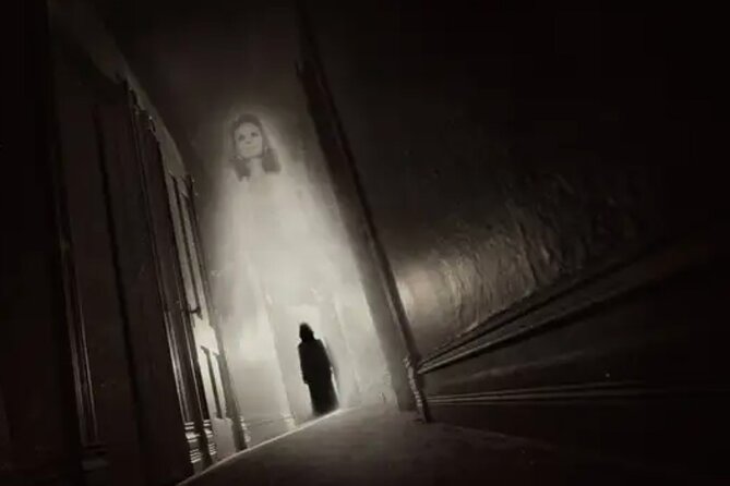 The Madam's Curse Walking Ghost Tour - Omni Austin Hotel Downtown: a second hotel with a darker mood