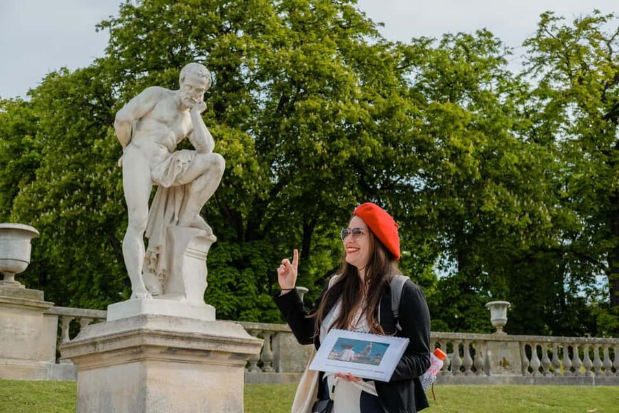 The Official Emily in Paris Locations Walking Tour - Palais Royal and Place de Valois finish the story