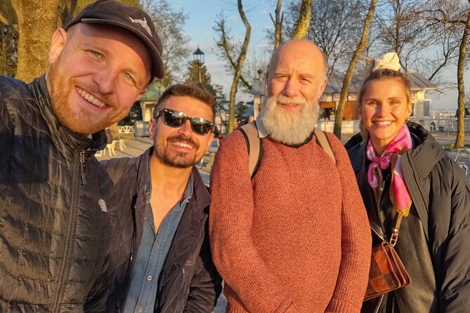 The Real Story of Belfast walking tour with a local guide - Why this Belfast walk works so well