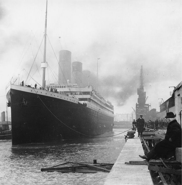 The Titanic Trail: 1-Hour Guided Walking Tour of Cobh - St. Colman’s Cathedral and Cobh’s visual setting