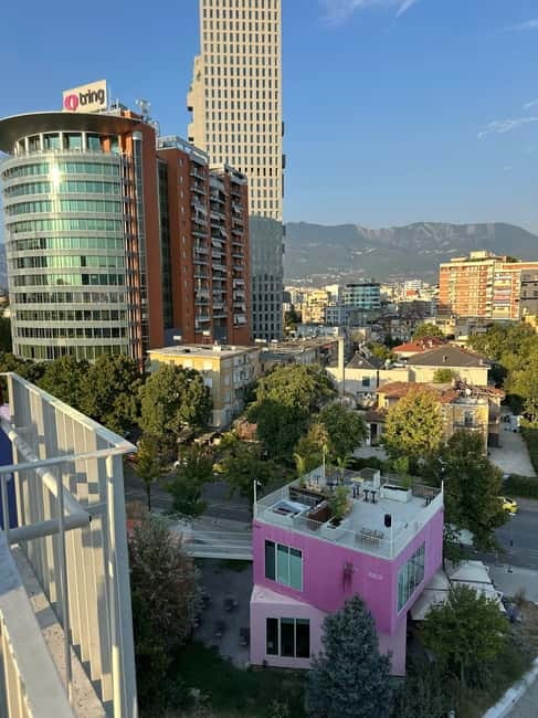 Tirana Center: Magic Walking Tour French/Italian/English Etc - House of Leaves and the final return