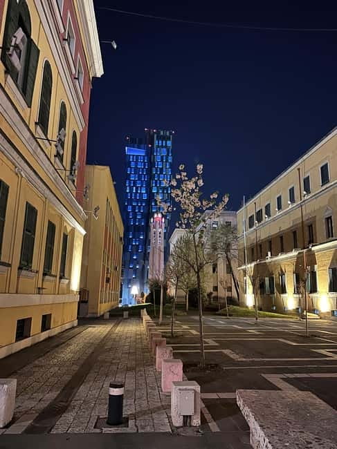 Tirana Center: Magic Walking Tour French/Italian/English Etc - Three religious traditions in one short route