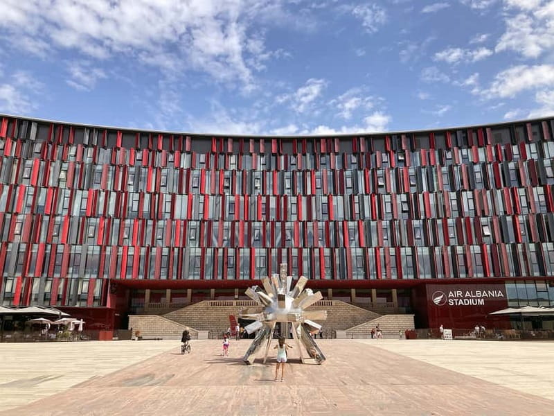 Tirana Walking Tour - Why Tirana makes such a good walking lesson