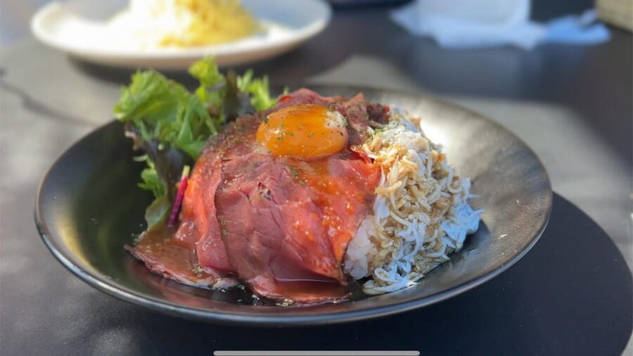 Tokyo: Customizable Private Guided Walking Tour - The Imperial Palace and central Tokyo
