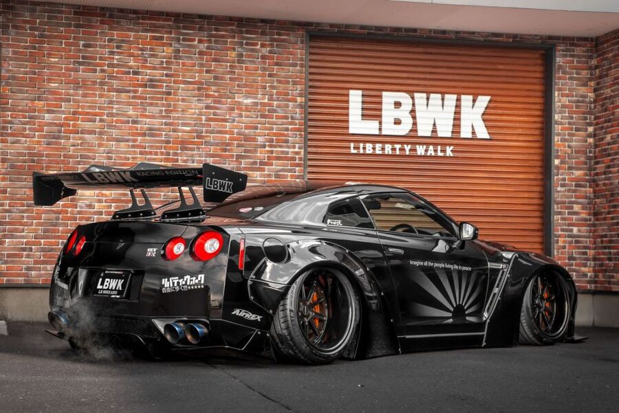 Tokyo Drift: GT-R Car Club R35 Liberty Walk Daikoku meeting - Weather, closures, and the best day to choose
