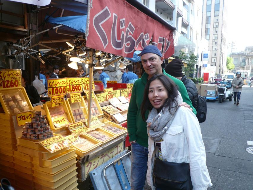 Tokyo: Guided Walking Tour of Tsukiji Market with Breakfast - Entering Tsukiji Outer Market