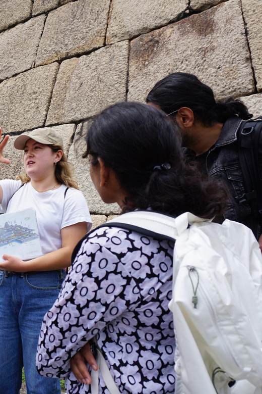 Tokyo: Imperial Palace Japanese History Walking Tour - Gardens, bamboo, and royal koi