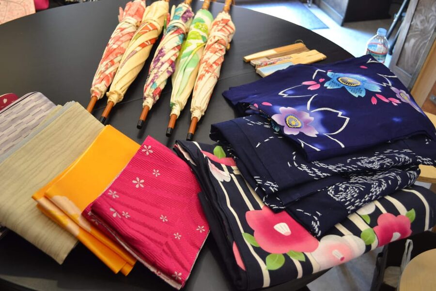 Tokyo: Kimono Dressing, Walking, and Photography Session - Why this Tokyo kimono session feels different