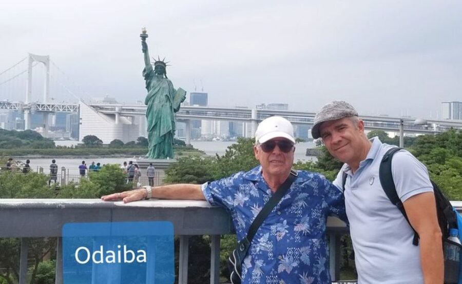 Tokyo: Private Custom Walking Tour with Local Guide - Photography can turn a sightseeing walk into a keepsake