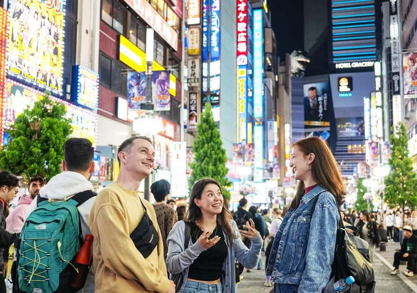 Tokyo: Shinjuku Nightlife & Secret Backstreets Walking Tour - Omoide Yokocho and the taste of old Shinjuku