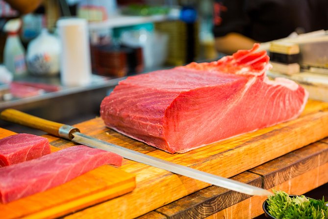Tokyo Tsukiji Fish Market Food and Culture Walking Tour - Guides make or break the three-hour walk